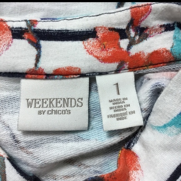 💙 Chico's Floral Jacket 💙 - Picture 4 of 5